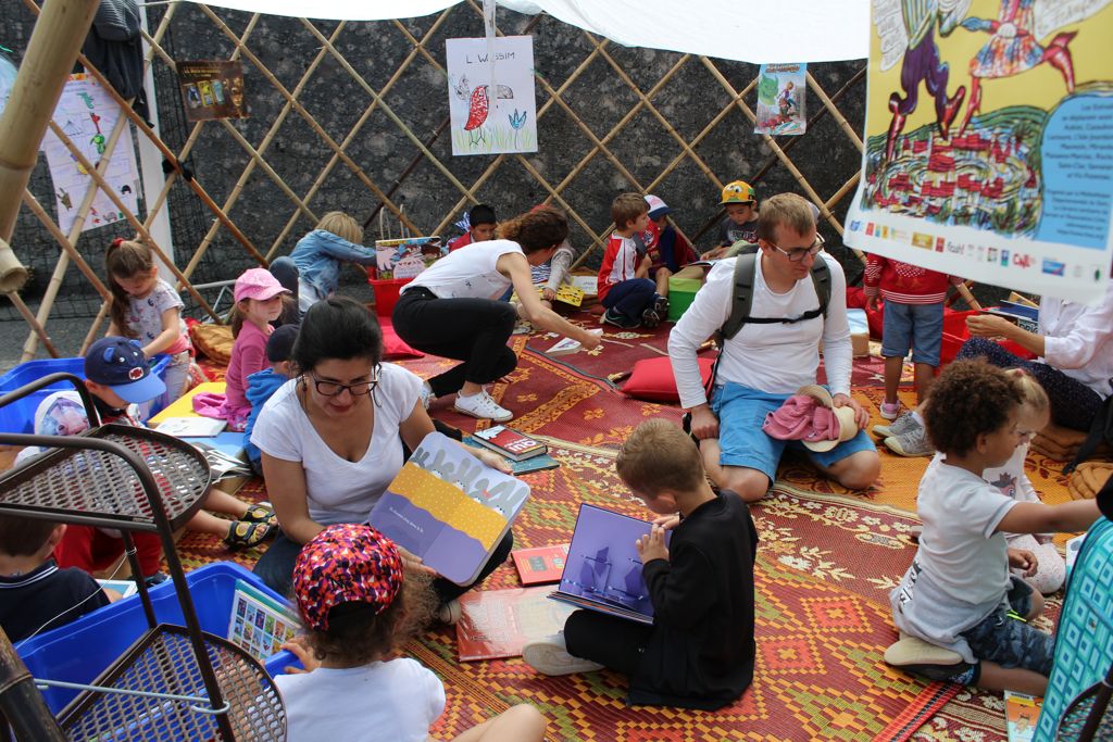 photo une salonlivreCurie01 17juin2019