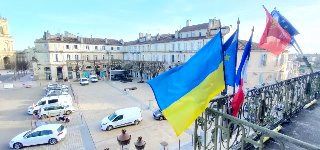 UkraineFlag UkraineFlag