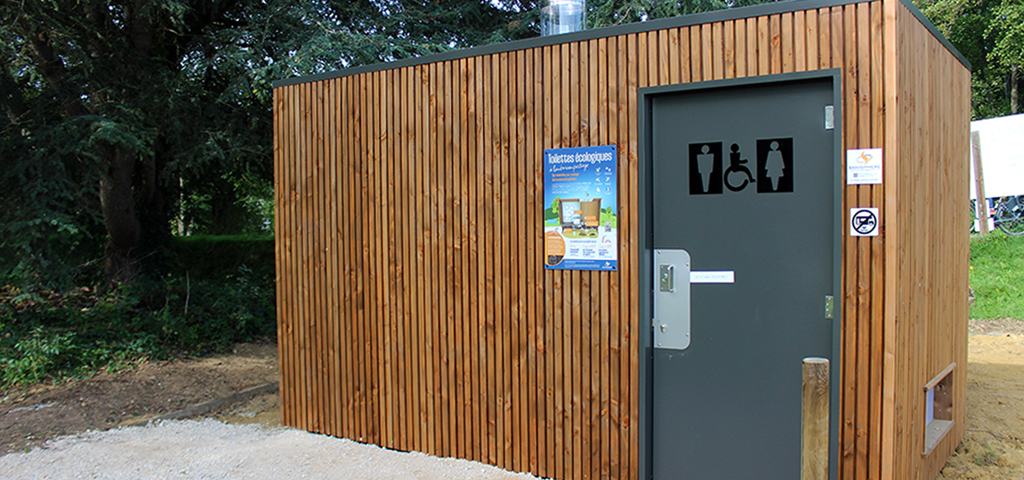 2024 10 couv toilettes ecologiques parc Couloume Auch