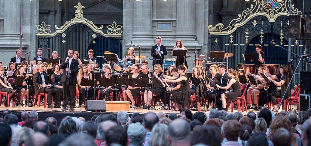 Concert sur le parvis de la cathédrale - septembre 2025
