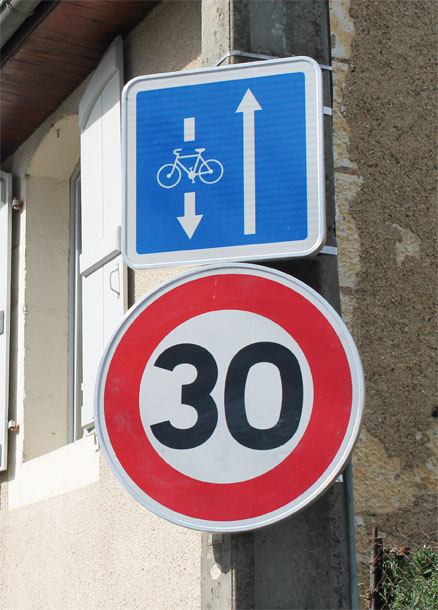 panneau velo vitesselimitee